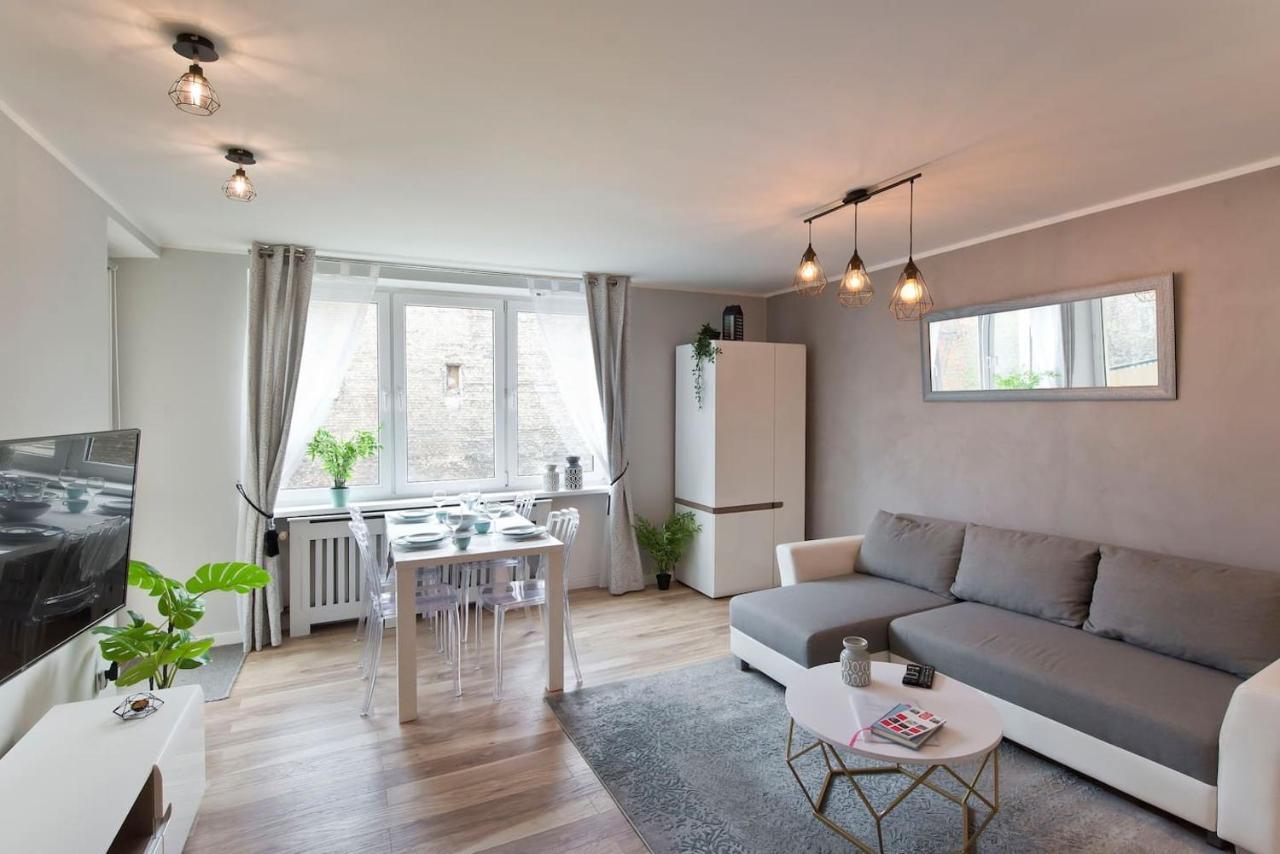 Stay Hip In Vibrant Centrally Located Apartment In Old Town Gdańsk Eksteriør billede